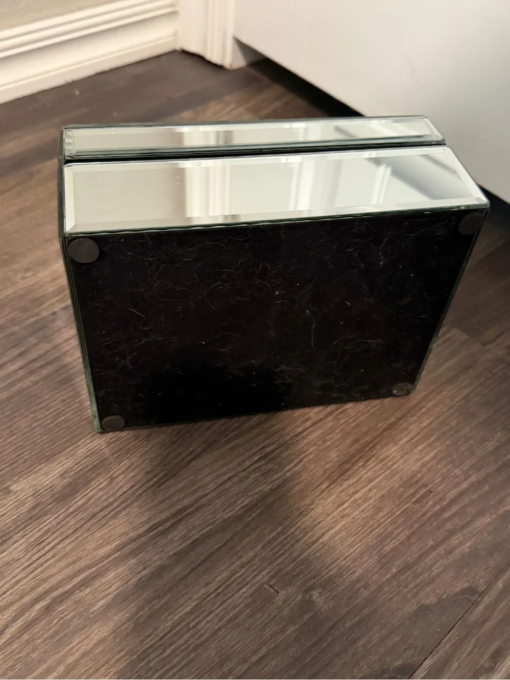 Mirrored Decorative Jewelry Box with faux diamonds enclosed in lid - Silver